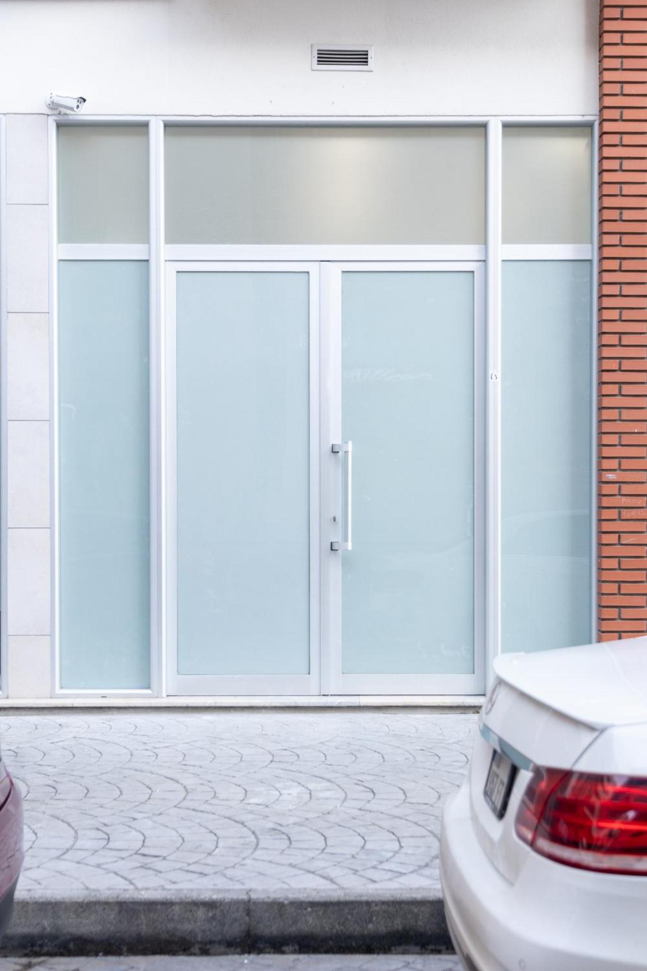 Free Parking Sudio Tirana 아파트 외부 사진